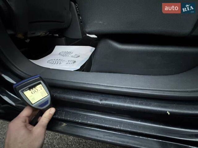 Чорний Фольксваген Туран, об'ємом двигуна 1.6 л та пробігом 231 тис. км за 11800 $, фото 87 на Automoto.ua