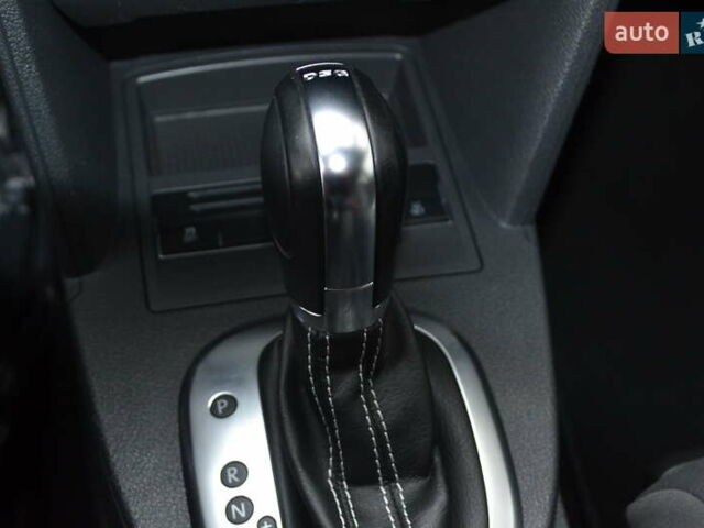 Черный Фольксваген Туран, объемом двигателя 2 л и пробегом 230 тыс. км за 14200 $, фото 33 на Automoto.ua