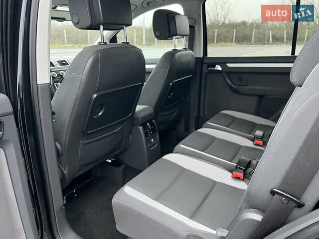 Чорний Фольксваген Туран, об'ємом двигуна 1.6 л та пробігом 201 тис. км за 12900 $, фото 11 на Automoto.ua