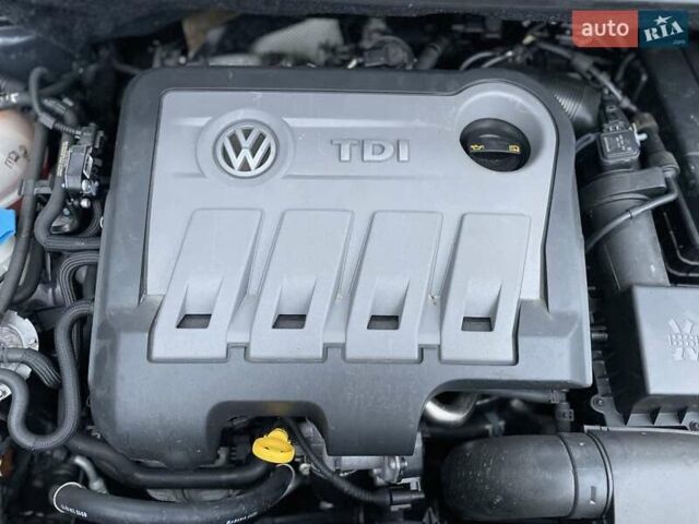Чорний Фольксваген Туран, об'ємом двигуна 1.6 л та пробігом 231 тис. км за 11800 $, фото 58 на Automoto.ua