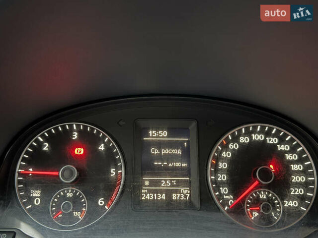 Чорний Фольксваген Туран, об'ємом двигуна 1.6 л та пробігом 243 тис. км за 8900 $, фото 14 на Automoto.ua