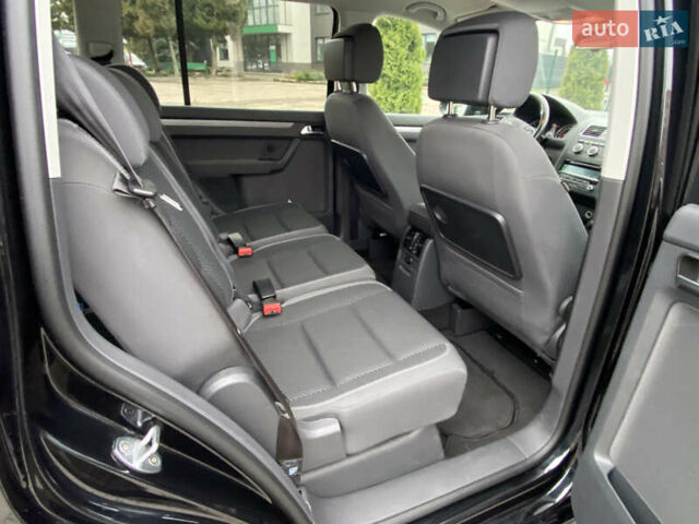 Чорний Фольксваген Туран, об'ємом двигуна 1.97 л та пробігом 265 тис. км за 10900 $, фото 31 на Automoto.ua