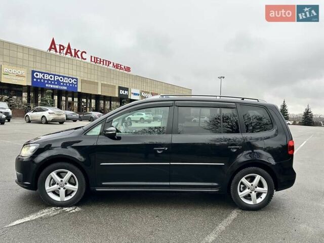 Черный Фольксваген Туран, объемом двигателя 2 л и пробегом 240 тыс. км за 11900 $, фото 5 на Automoto.ua