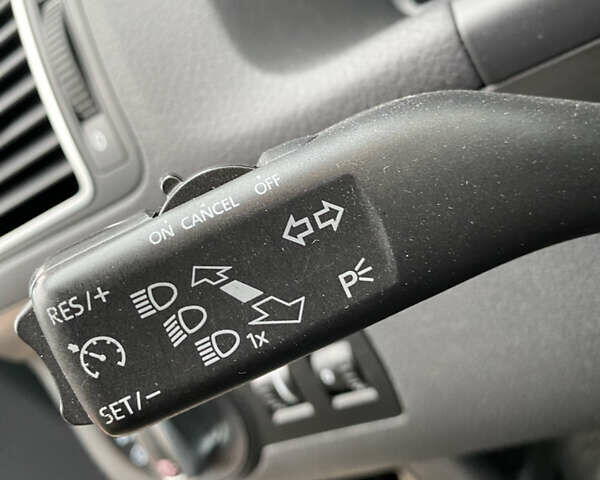 Чорний Фольксваген Туран, об'ємом двигуна 1.97 л та пробігом 265 тис. км за 10900 $, фото 24 на Automoto.ua