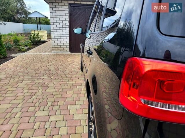 Черный Фольксваген Туран, объемом двигателя 1.6 л и пробегом 204 тыс. км за 11950 $, фото 36 на Automoto.ua