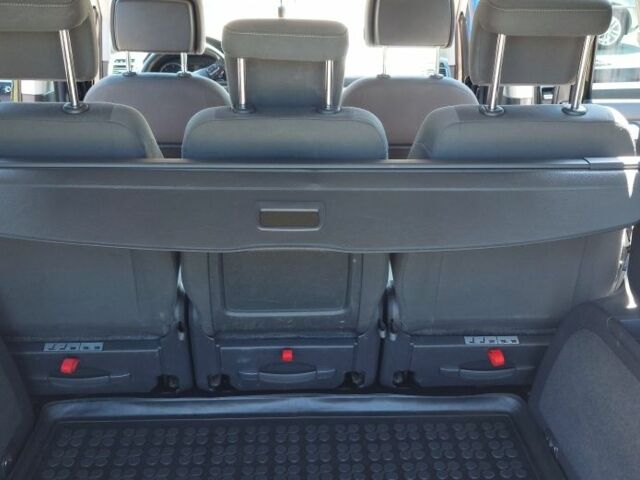 Черный Фольксваген Туран, объемом двигателя 0 л и пробегом 276 тыс. км за 10200 $, фото 16 на Automoto.ua