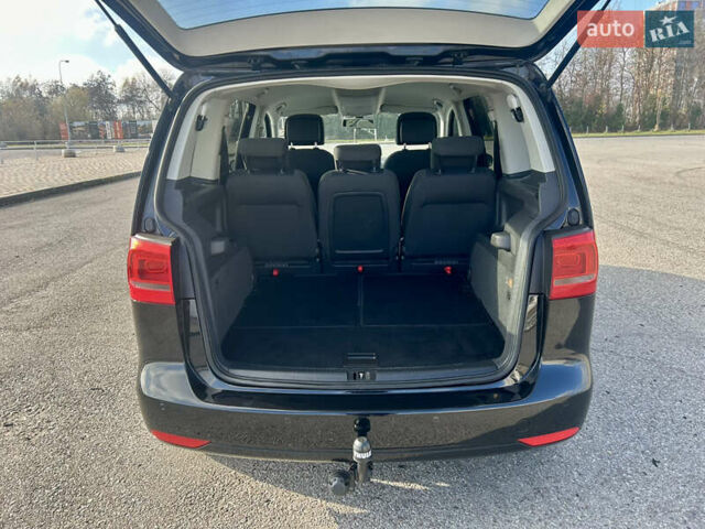 Черный Фольксваген Туран, объемом двигателя 1.6 л и пробегом 223 тыс. км за 11700 $, фото 10 на Automoto.ua