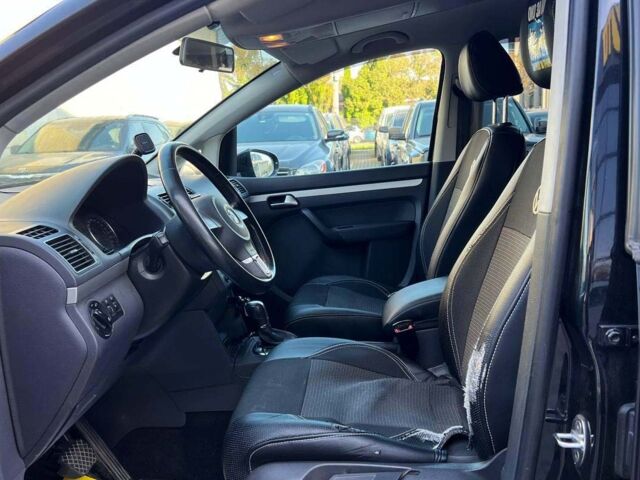 Черный Фольксваген Туран, объемом двигателя 1.6 л и пробегом 270 тыс. км за 11600 $, фото 7 на Automoto.ua