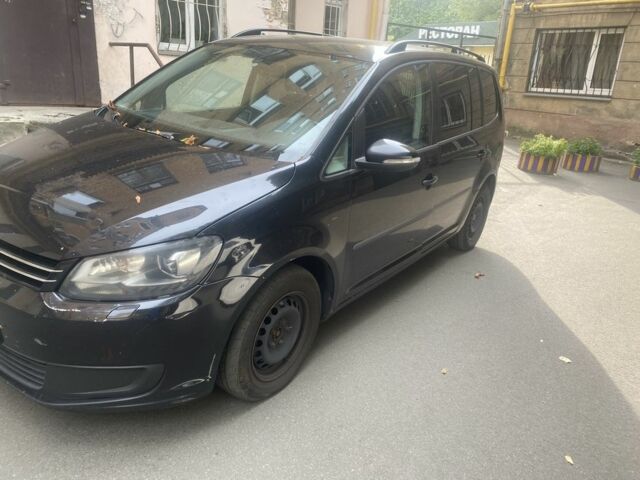 Черный Фольксваген Туран, объемом двигателя 1.6 л и пробегом 3 тыс. км за 9000 $, фото 3 на Automoto.ua