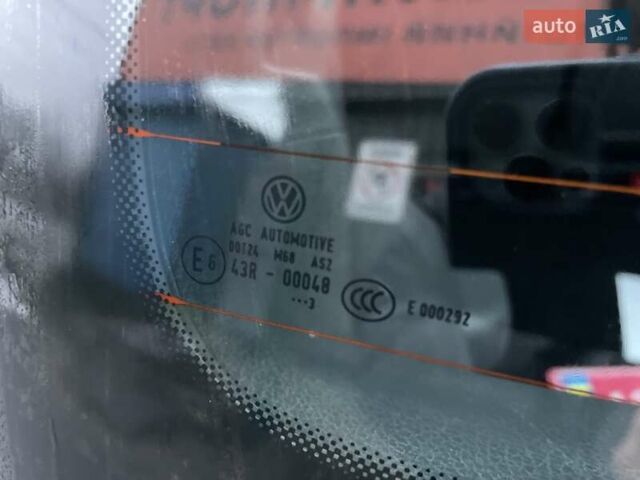 Чорний Фольксваген Туран, об'ємом двигуна 1.6 л та пробігом 231 тис. км за 11800 $, фото 67 на Automoto.ua