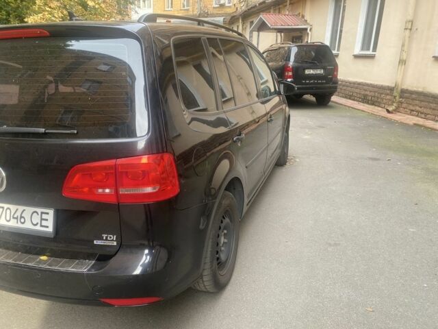 Черный Фольксваген Туран, объемом двигателя 1.6 л и пробегом 3 тыс. км за 9000 $, фото 7 на Automoto.ua