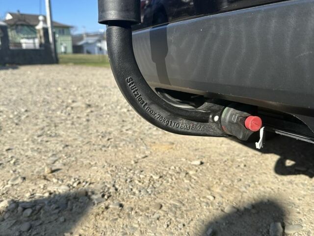 Черный Фольксваген Туран, объемом двигателя 2 л и пробегом 276 тыс. км за 14500 $, фото 16 на Automoto.ua