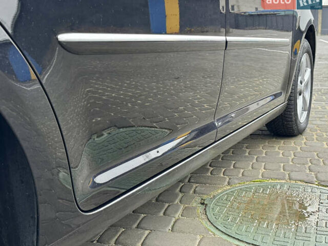 Черный Фольксваген Туран, объемом двигателя 2 л и пробегом 196 тыс. км за 14599 $, фото 57 на Automoto.ua