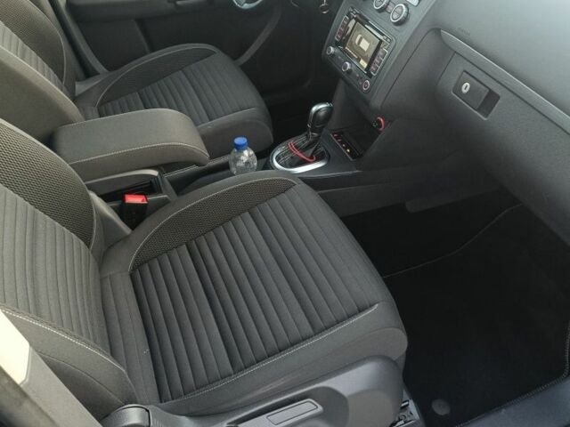 Черный Фольксваген Туран, объемом двигателя 0 л и пробегом 211 тыс. км за 12800 $, фото 5 на Automoto.ua