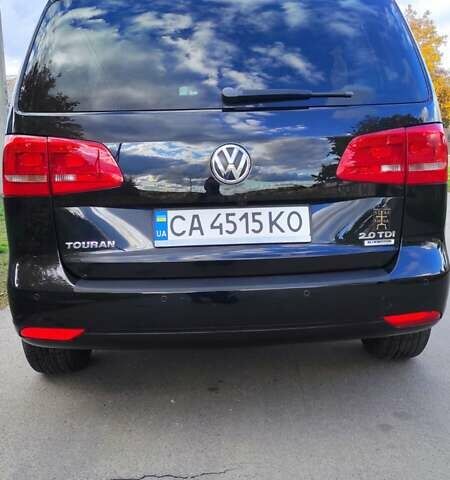 Черный Фольксваген Туран, объемом двигателя 1.97 л и пробегом 349 тыс. км за 13300 $, фото 6 на Automoto.ua