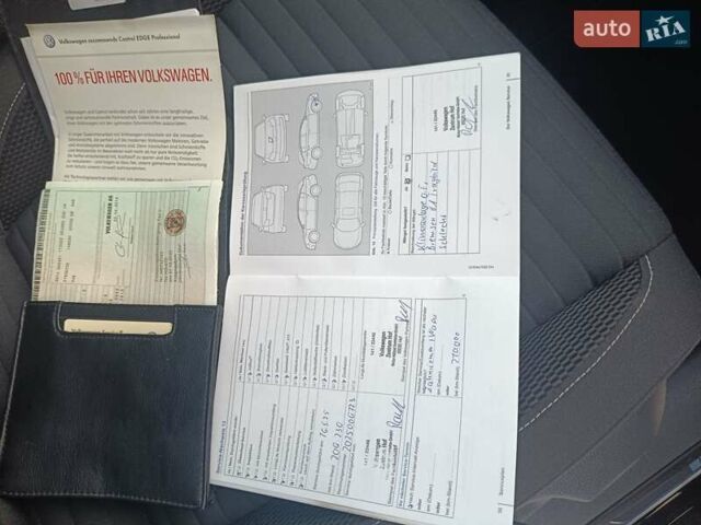 Черный Фольксваген Туран, объемом двигателя 1.6 л и пробегом 211 тыс. км за 12800 $, фото 26 на Automoto.ua