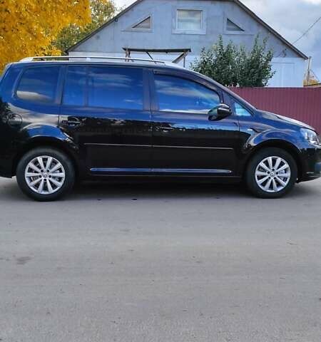 Черный Фольксваген Туран, объемом двигателя 1.97 л и пробегом 349 тыс. км за 13300 $, фото 8 на Automoto.ua