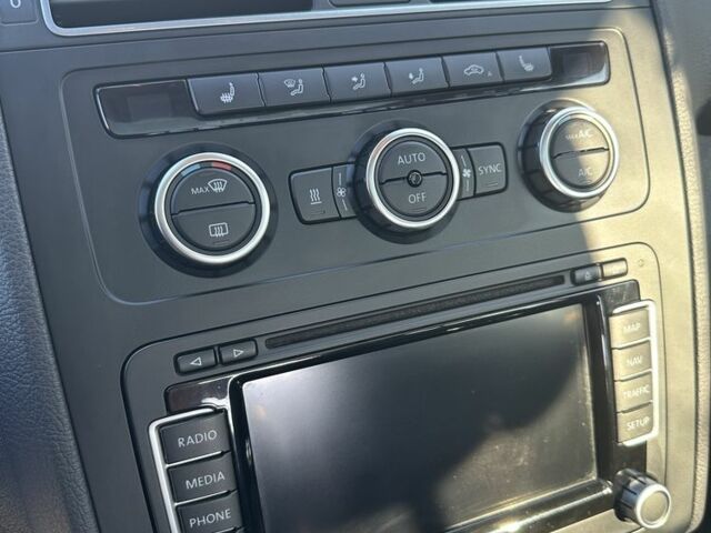 Черный Фольксваген Туран, объемом двигателя 2 л и пробегом 276 тыс. км за 14500 $, фото 12 на Automoto.ua