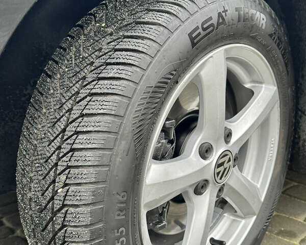 Черный Фольксваген Туран, объемом двигателя 2 л и пробегом 196 тыс. км за 14599 $, фото 62 на Automoto.ua