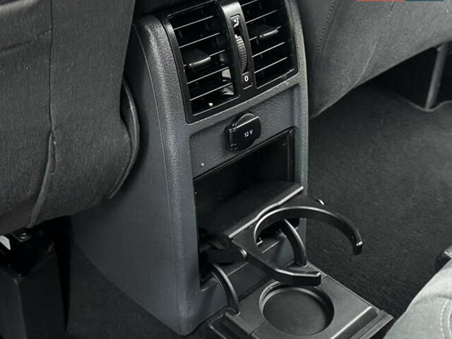 Черный Фольксваген Туран, объемом двигателя 2 л и пробегом 196 тыс. км за 14599 $, фото 36 на Automoto.ua