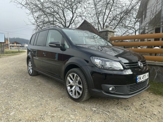 Черный Фольксваген Туран, объемом двигателя 2 л и пробегом 276 тыс. км за 14500 $, фото 1 на Automoto.ua
