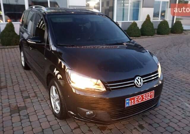 Черный Фольксваген Туран, объемом двигателя 1.6 л и пробегом 165 тыс. км за 13250 $, фото 70 на Automoto.ua