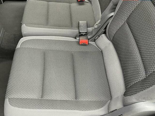 Черный Фольксваген Туран, объемом двигателя 1.4 л и пробегом 207 тыс. км за 10777 $, фото 128 на Automoto.ua