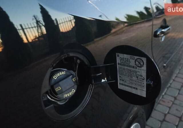 Черный Фольксваген Туран, объемом двигателя 1.6 л и пробегом 165 тыс. км за 13250 $, фото 86 на Automoto.ua