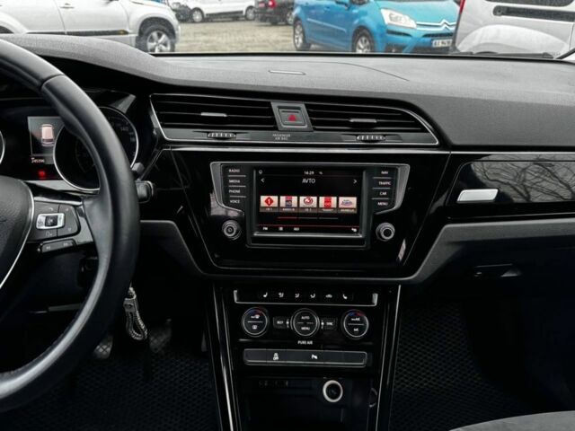 Черный Фольксваген Туран, объемом двигателя 2 л и пробегом 240 тыс. км за 12999 $, фото 12 на Automoto.ua