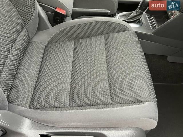 Черный Фольксваген Туран, объемом двигателя 1.4 л и пробегом 207 тыс. км за 10777 $, фото 204 на Automoto.ua