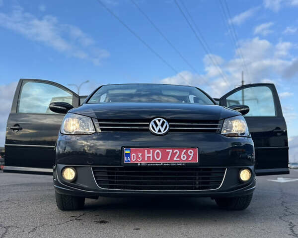 Черный Фольксваген Туран, объемом двигателя 1.97 л и пробегом 223 тыс. км за 13450 $, фото 3 на Automoto.ua