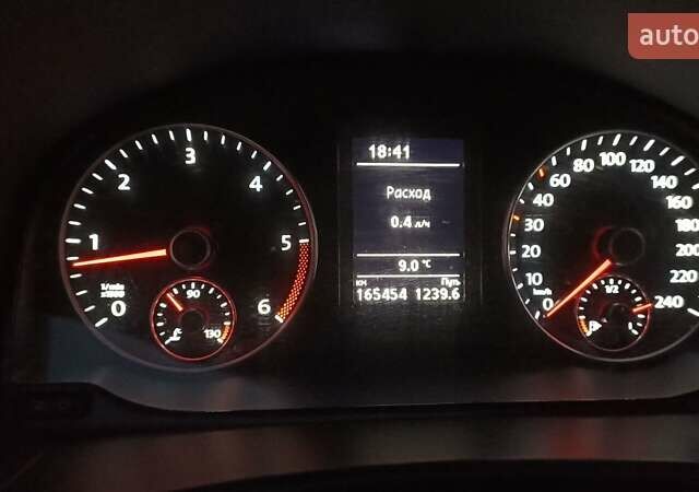 Черный Фольксваген Туран, объемом двигателя 1.6 л и пробегом 165 тыс. км за 13250 $, фото 93 на Automoto.ua