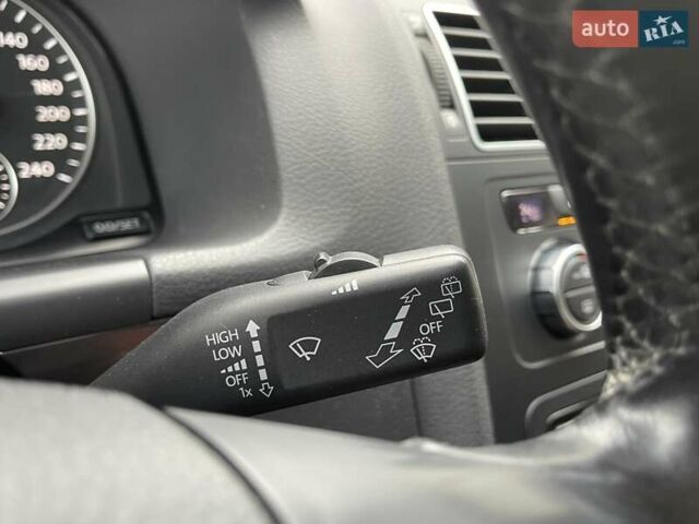 Черный Фольксваген Туран, объемом двигателя 1.4 л и пробегом 207 тыс. км за 10777 $, фото 74 на Automoto.ua