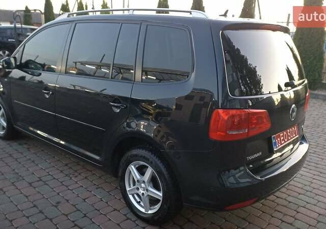 Черный Фольксваген Туран, объемом двигателя 1.6 л и пробегом 165 тыс. км за 13250 $, фото 19 на Automoto.ua
