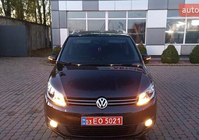 Черный Фольксваген Туран, объемом двигателя 1.6 л и пробегом 165 тыс. км за 13250 $, фото 64 на Automoto.ua