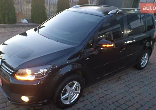 Черный Фольксваген Туран, объемом двигателя 1.6 л и пробегом 165 тыс. км за 13250 $, фото 74 на Automoto.ua