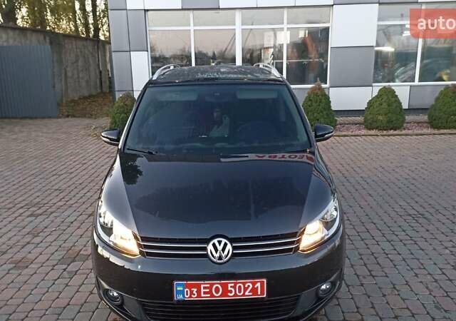 Черный Фольксваген Туран, объемом двигателя 1.6 л и пробегом 165 тыс. км за 13250 $, фото 8 на Automoto.ua