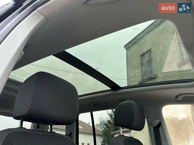 Чорний Фольксваген Туран, об'ємом двигуна 2 л та пробігом 248 тис. км за 13150 $, фото 27 на Automoto.ua