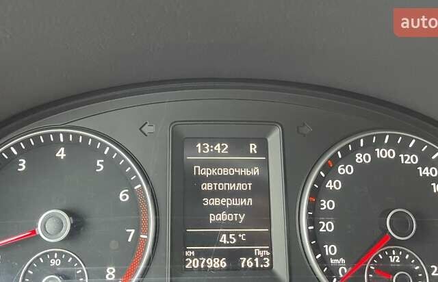 Черный Фольксваген Туран, объемом двигателя 1.4 л и пробегом 207 тыс. км за 10777 $, фото 86 на Automoto.ua