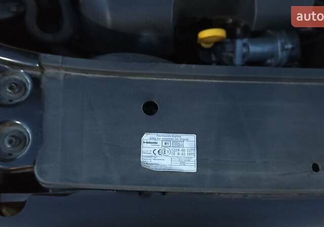 Черный Фольксваген Туран, объемом двигателя 1.6 л и пробегом 165 тыс. км за 13250 $, фото 82 на Automoto.ua