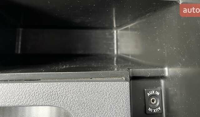 Черный Фольксваген Туран, объемом двигателя 1.4 л и пробегом 207 тыс. км за 10777 $, фото 41 на Automoto.ua