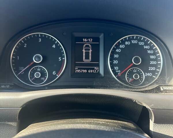 Черный Фольксваген Туран, объемом двигателя 1.6 л и пробегом 295 тыс. км за 12100 $, фото 19 на Automoto.ua