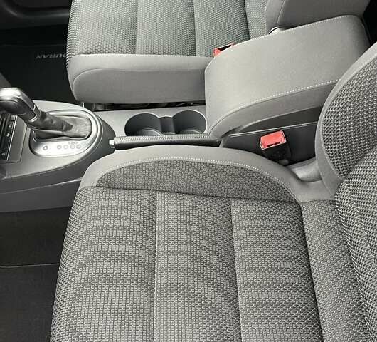 Черный Фольксваген Туран, объемом двигателя 1.4 л и пробегом 207 тыс. км за 10777 $, фото 60 на Automoto.ua