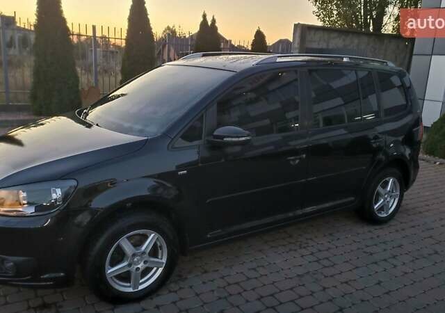 Черный Фольксваген Туран, объемом двигателя 1.6 л и пробегом 165 тыс. км за 13250 $, фото 38 на Automoto.ua