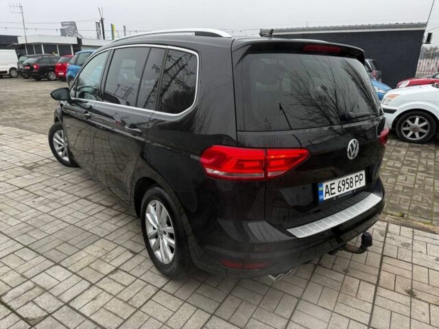 Черный Фольксваген Туран, объемом двигателя 2 л и пробегом 240 тыс. км за 12999 $, фото 3 на Automoto.ua