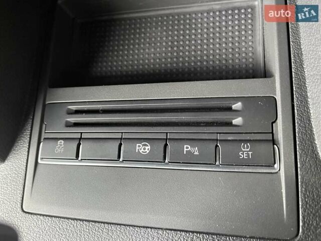 Черный Фольксваген Туран, объемом двигателя 1.4 л и пробегом 207 тыс. км за 10777 $, фото 43 на Automoto.ua