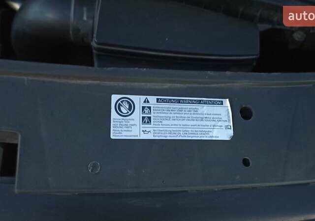 Черный Фольксваген Туран, объемом двигателя 1.6 л и пробегом 165 тыс. км за 13250 $, фото 83 на Automoto.ua