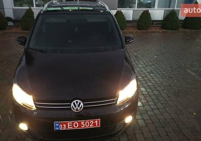 Черный Фольксваген Туран, объемом двигателя 1.6 л и пробегом 165 тыс. км за 13250 $, фото 90 на Automoto.ua