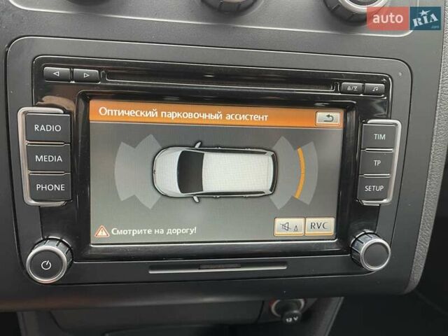 Черный Фольксваген Туран, объемом двигателя 1.4 л и пробегом 207 тыс. км за 10777 $, фото 79 на Automoto.ua