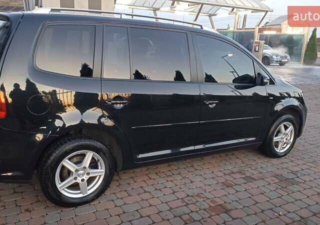 Черный Фольксваген Туран, объемом двигателя 1.6 л и пробегом 165 тыс. км за 13250 $, фото 10 на Automoto.ua